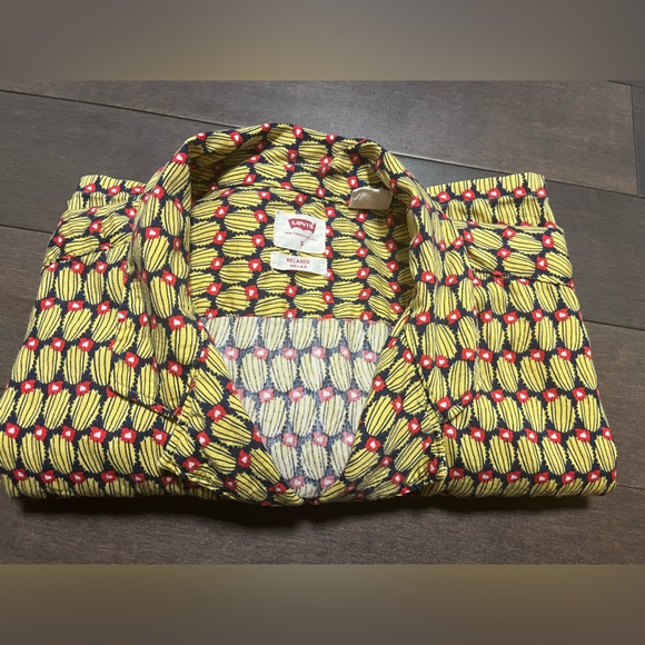 Levi's Shirt Mens Button down S/P - Picture 4 of 14